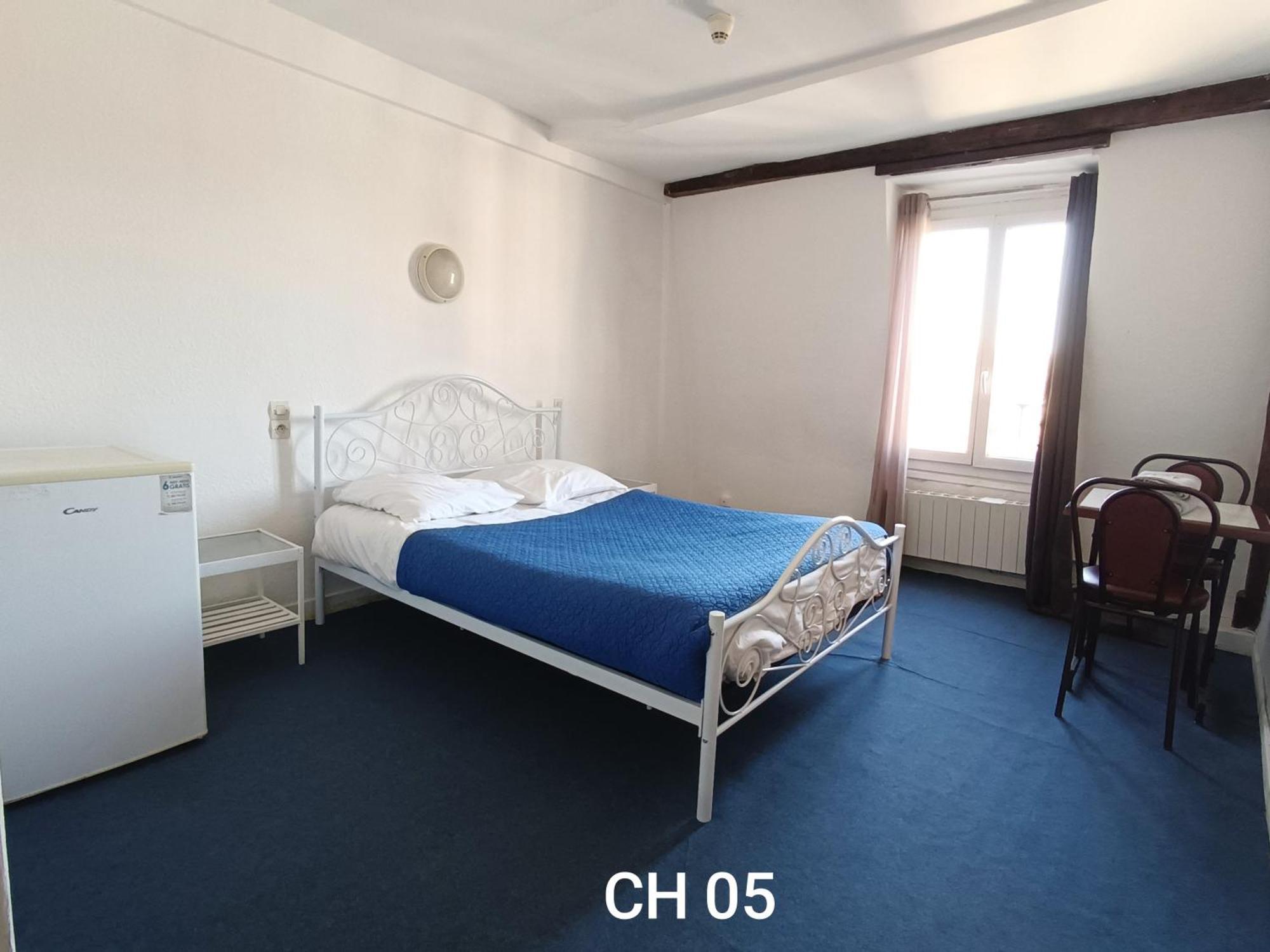 Hotel Le Fontenoy Провен Екстериор снимка